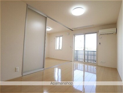 グランドソレーユ[1LDK/42.64m2]のリビング・居間