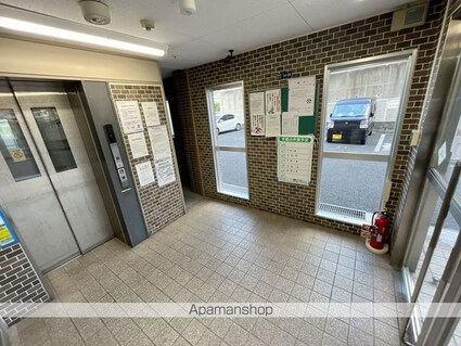 アートプラザ１２４[1K/26.94m2]のロビー