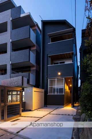repose桜並木の外観写真