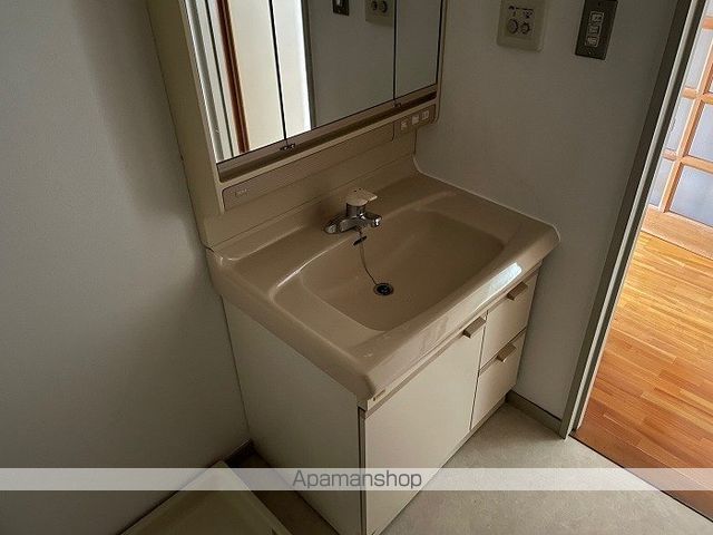 タワーリゾートマンション大手の内装写真