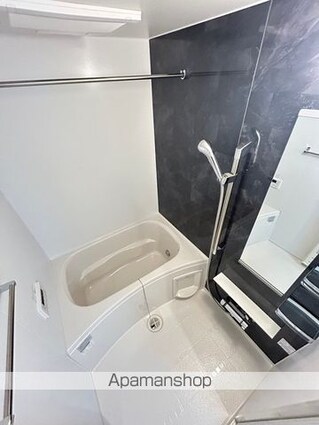 ウエスト　コミタリアⅢ[1K/31.21m2]のバス