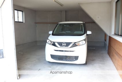 栗原町日野貸家[3K/88.84m2]の駐車場