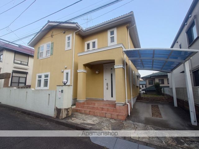 鎌倉市 2階建 築26年の玄関写真