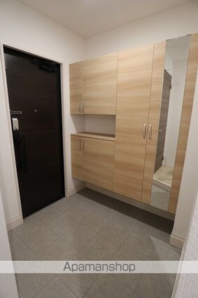 Ｄーｒｏｏｍ宮沢町貸家[3LDK/81.02m2]の玄関