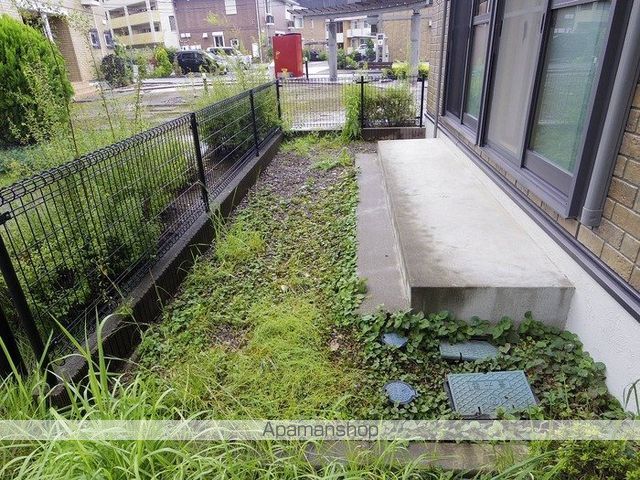 リビングタウンみどりのの内装写真