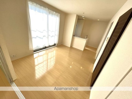 エステートＳＡＫＵＲＡ　Ｒ＆Ｃ　Ｃ棟[1LDK/40.85m2]のリビング・居間