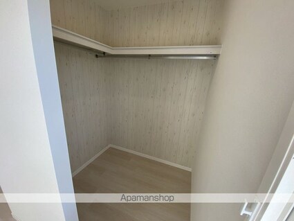 メゾン北深志[1LDK/42.48m2]の収納