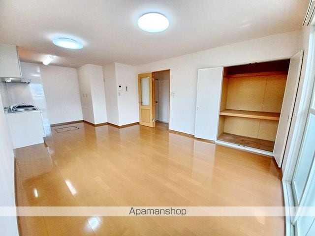 クレストファイブ Aの内装写真