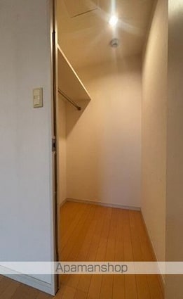 レジオス世田谷尾山台[1K/31.21m2]の収納