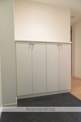 ＶＩＡ定禅寺[1LDK/65.53m2]の内装2