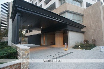 ザ・パークハウス西新宿タワー６０[1LDK/45.09m2]のエントランス