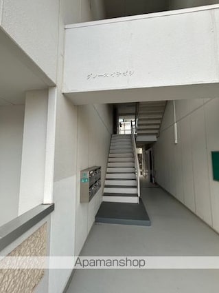 長野県長野市吉田１丁目[2K/42.9m2]のエントランス