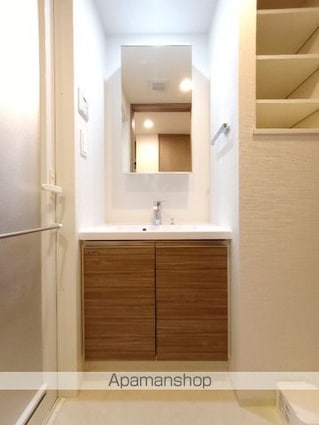 クレイシアＩＤＺ北赤羽[1K/26m2]の洗面所