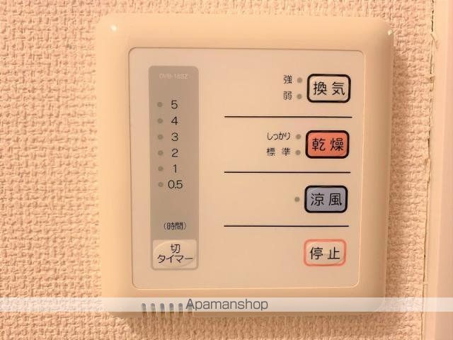 レオパレスWING 秋光の内装写真