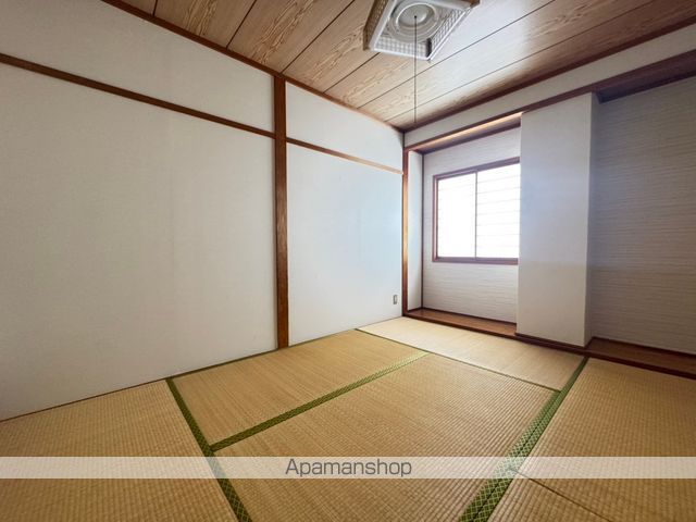 シルクタウンの内装写真