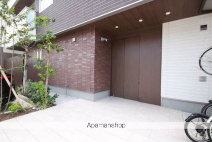 ディグニティー[1LDK/52.62m2]のエントランス