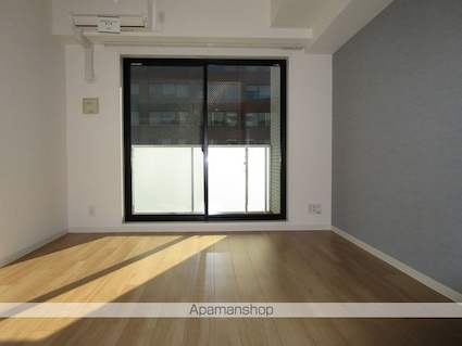 ラピスラズリ上杉[1R/24.75m2]のリビング・居間