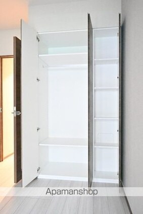 ＧＲＡＮＳＩＴＥ　ＮＡＫＡＭＥＧＵＲＯ[1K/25.44m2]の収納