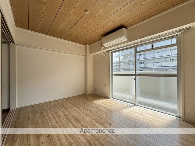 ビレッジハウス秋多5号棟の内装写真