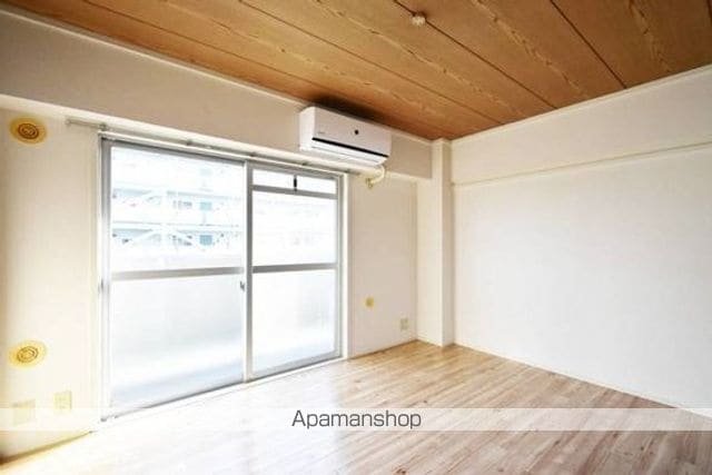 ビレッジハウス秋多5号棟の内装写真