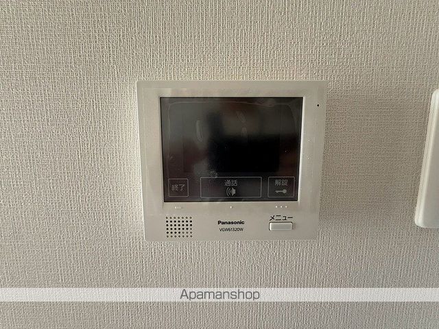 セオリー大阪東DOORの内装写真