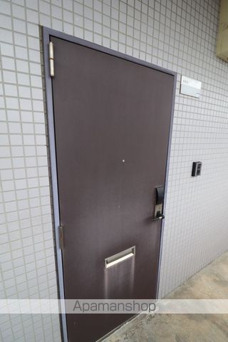 アメニクスの玄関写真