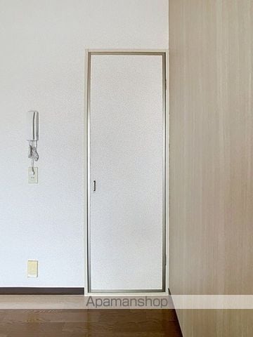 カルディひばりが丘の内装写真