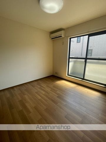 イーストプレイスの内装写真