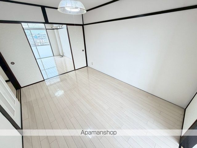クローバーIIIの内装写真