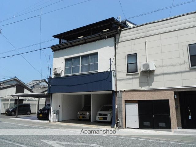 東町貸家の外観写真