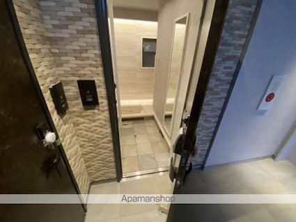 エストグラン虎丸[1LDK/50.68m2]の玄関