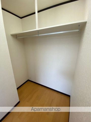 ＪＲ御殿場線 大岡駅 徒歩15分 2階建 築14年の内装写真