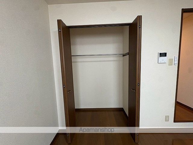 アンプルール フェール 寿の内装写真