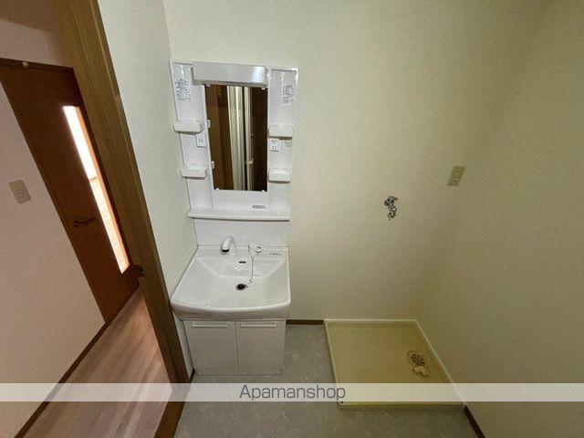 NEWセジュール三輪 B棟の内装写真