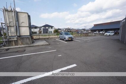 グランド・ステージ樽味[1R/35.03m2]の駐車場