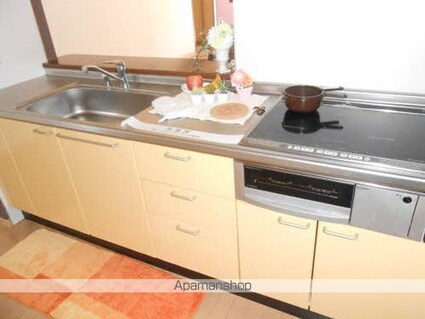 メゾン・ブランシェ　Ａ棟[3LDK/82.68m2]のキッチン