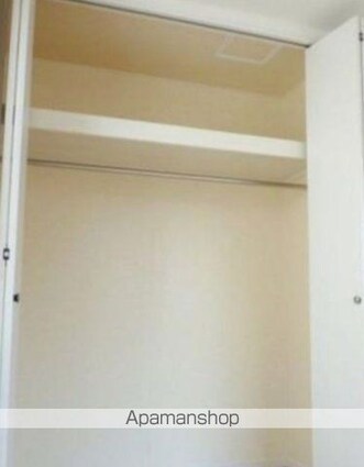 グリーングラス北新宿[1R/22.86m2]の収納