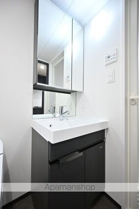 東京都目黒区東山２丁目[1K/26.27m2]の洗面所