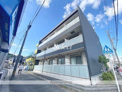 リブリ・Ａｑｕａｍａｒｉｎｅ　横須賀[1K/26.08m2]の外観1