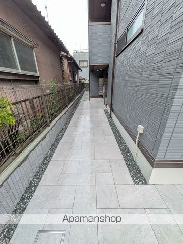 D-SOLACE末広4丁目の玄関写真