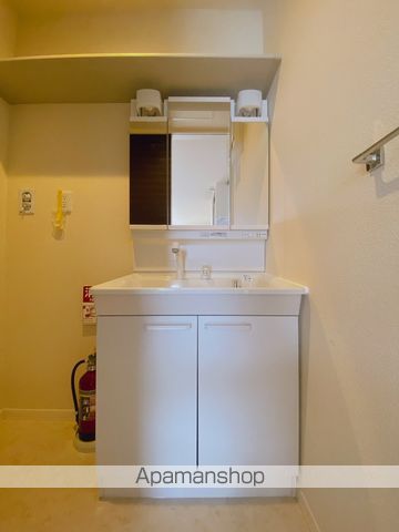 apartment 埼玉県吉川市木売３丁目3-5
地図を見る