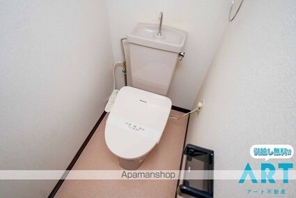 メゾン・ド・アーベリール[1R/30.4m2]のトイレ