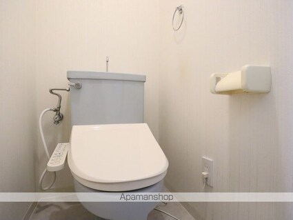 ヤマコ第２ビル[2LDK/60.4m2]のトイレ