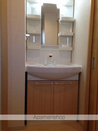 ル　レーヴＢ棟[1LDK/41m2]の洗面所