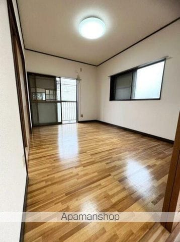 向山ハイツの内装写真