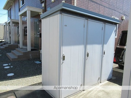 リビングタウン長橋台　Ｄ[3LDK/80.44m2]の共用部2
