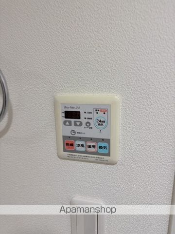 レジディア北三条の内装写真