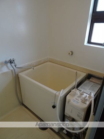 コーポ宮城野原A棟の内装写真