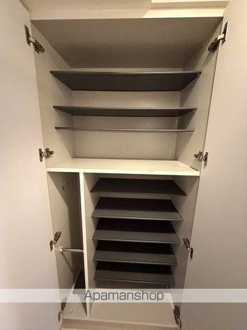 CRYSTALGLANZUMEDAの内装写真