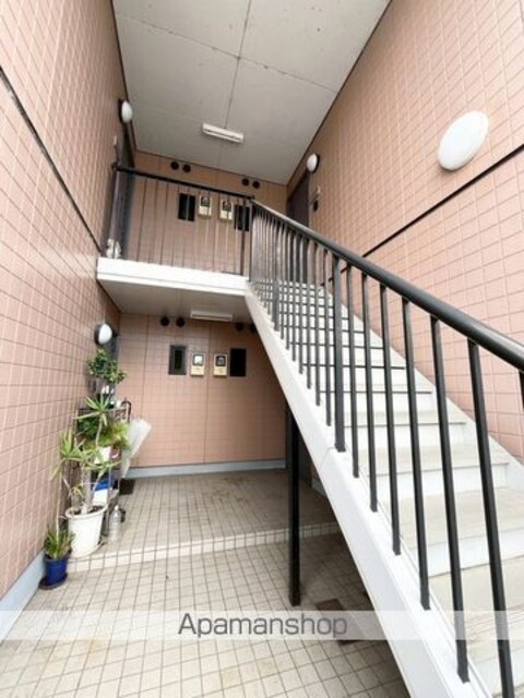 和歌山県和歌山市出水[3DK/51.09m2]のエントランス